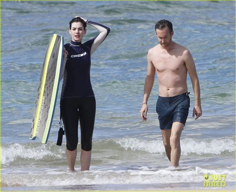 anne hathaway bikini|Anne Hathaway shows underboob in tiny string bikini